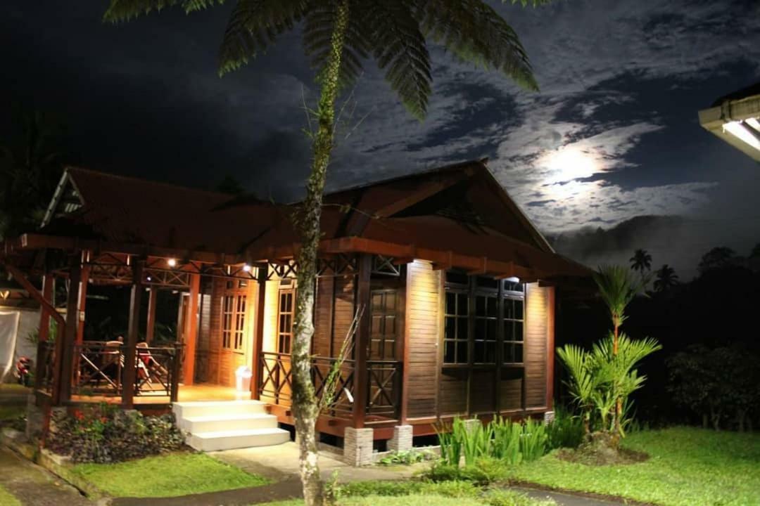 Highland Resort&Nature Tours Tomohon Exterior foto